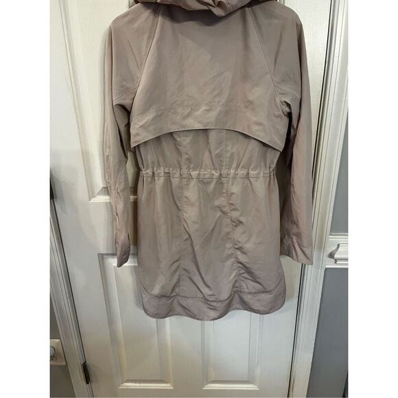 Athleta Drip Drip Anorak Beach Pink Rain Jacket sz S EUC - Picture 10 of 12